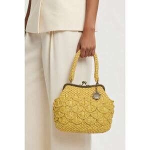NWOT Patricia Nash Laureana Scalloped Yellow Raffia Handbag 12x8x4